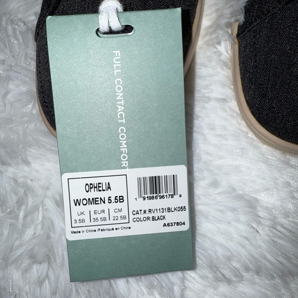 REVITALIGN Black and Tan Casual Shoes - Picture 4 of 7